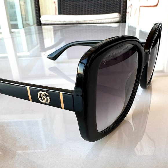 Gucci GG0762S Black Women's Square Sunglasses New 56-18-145 - Picture 13 of 16
